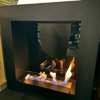 Биокамин в металлическом портале Firezo Kvadro